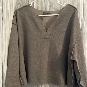Urban Outfitters Taupe Brown V-Neck Pullover Top Sweatshirt